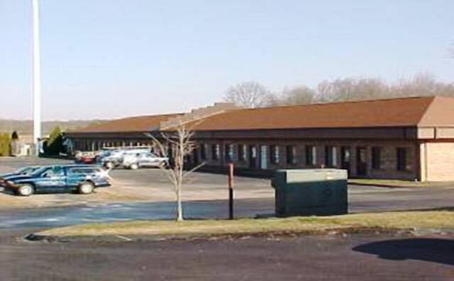 30-46 Taugwonk Spur Rd, Stonington, CT à louer - Photo de l’immeuble – Image 1 sur 1