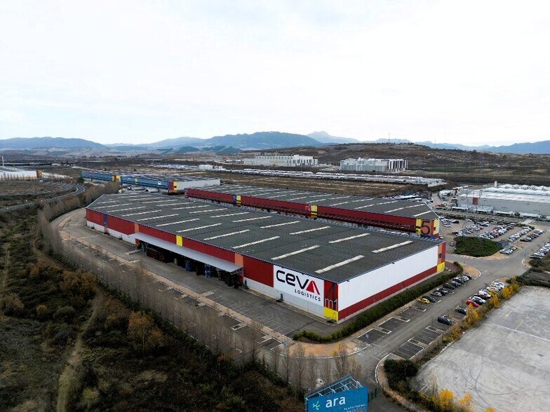 Industrial la Coba Poligonoa, 15, Erriberabeitia, Álava à louer - Photo de l’immeuble – Image 3 sur 8