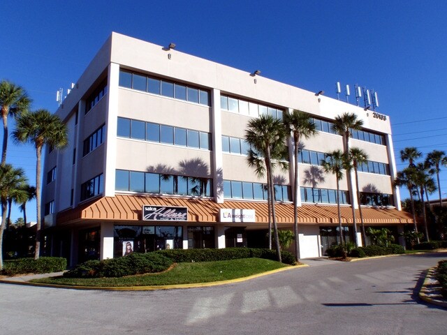 26133 U.S. Highway 19, Clearwater, FL à louer - Photo de l’immeuble – Image 2 sur 12