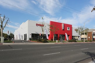 Plus de détails pour 2777 Bristol St, Costa Mesa, CA - Local d'activités à louer
