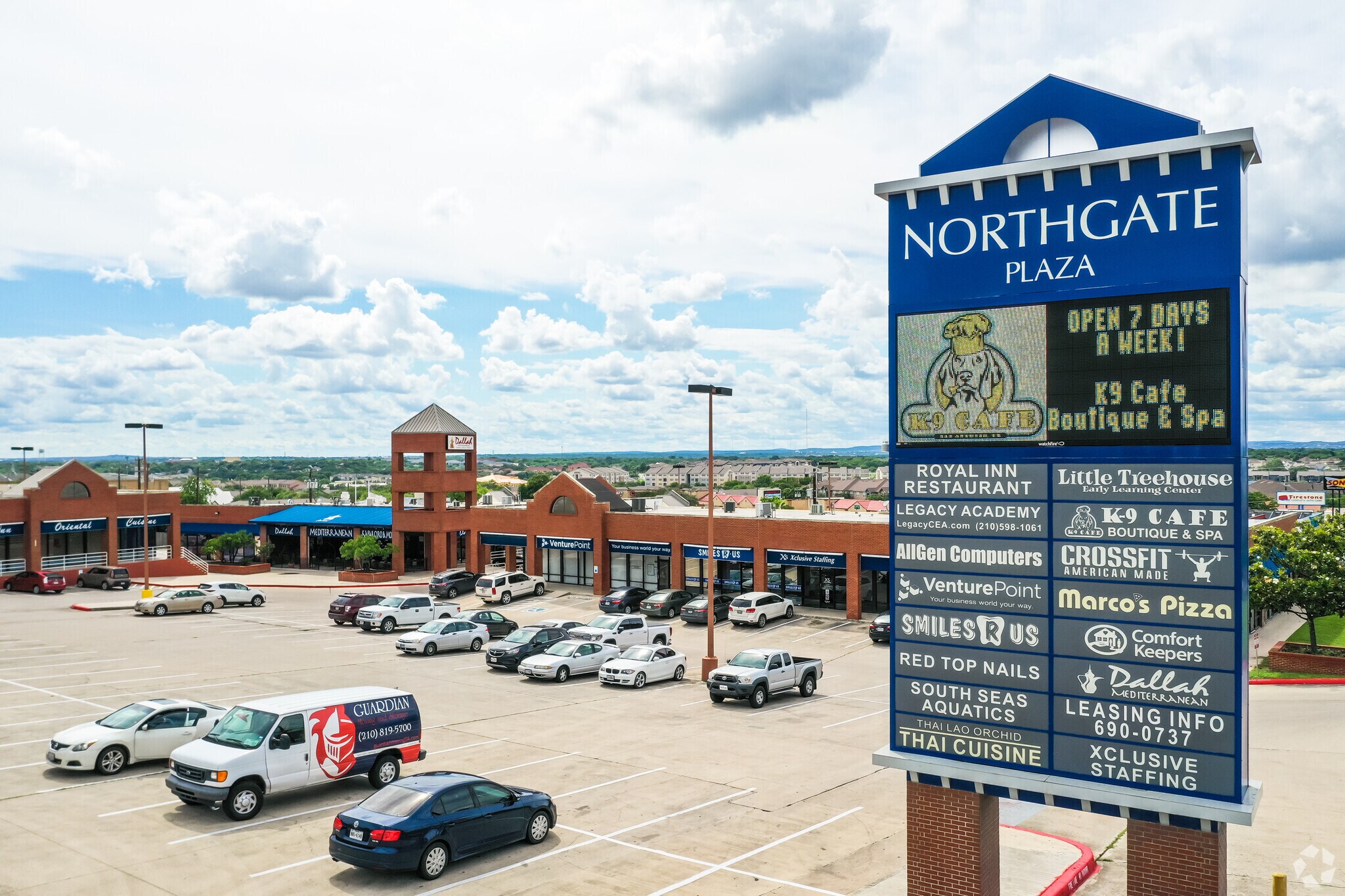 5440 Babcock Rd, San Antonio, TX à louer Photo principale– Image 1 sur 15