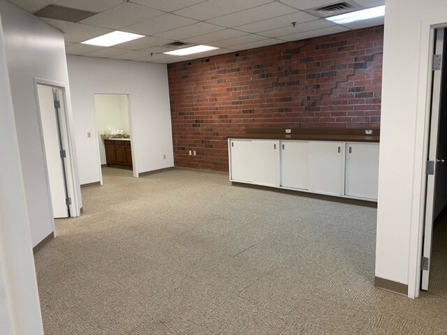 850 Main St, Westbrook, ME à louer - Photo intérieure – Image 2 sur 10