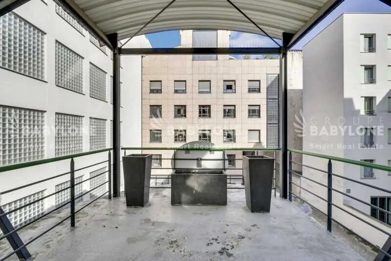 Bureau dans Clichy à louer - Photo de l’immeuble – Image 1 sur 12
