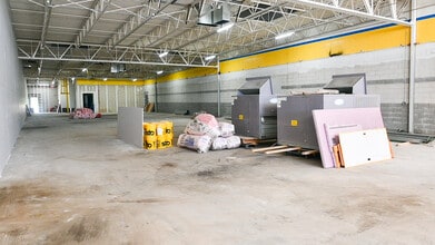 3101-3221 Manawa Centre Dr, Council Bluffs, IA à louer Photo intérieure– Image 2 sur 2