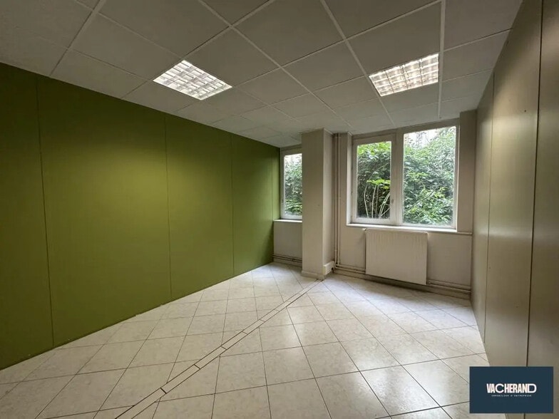 Local commercial dans Lille à louer - Photo de l’immeuble – Image 3 sur 5