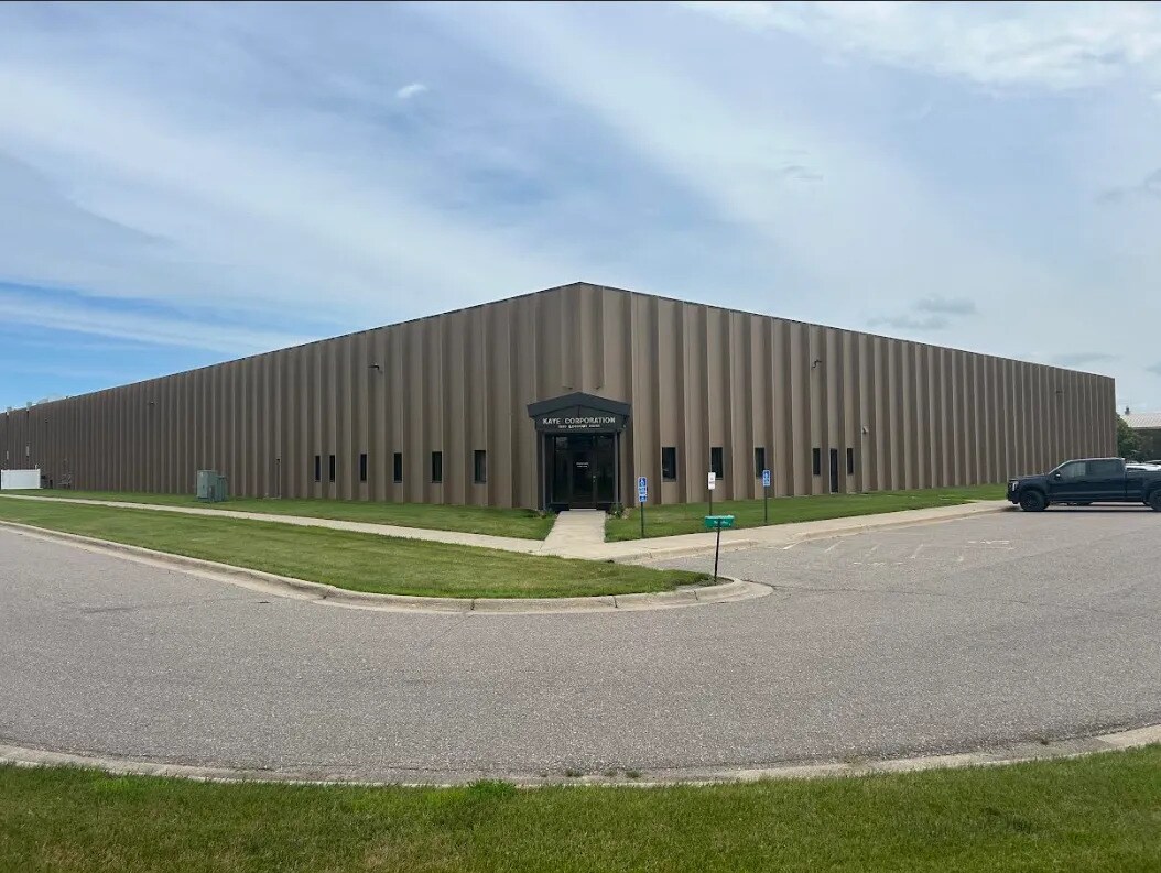 1910 Lookout Dr, North Mankato, MN à vendre Photo principale– Image 1 sur 7