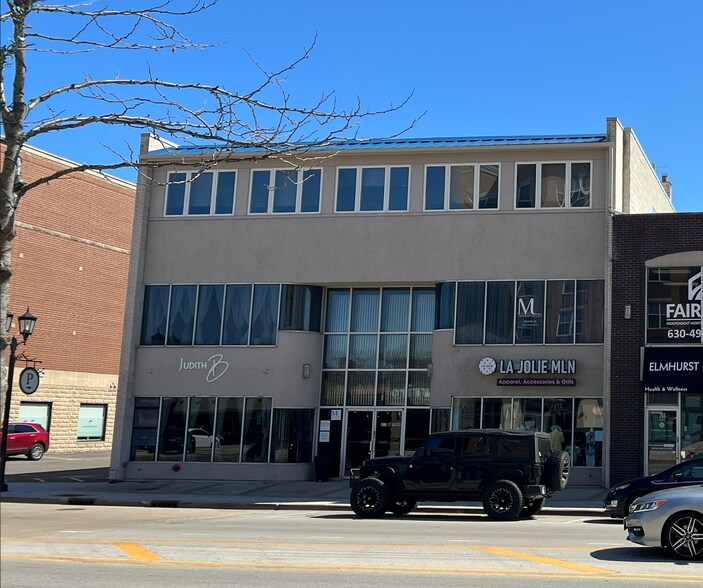 263 N York Rd, Elmhurst, IL à louer - Photo de l’immeuble – Image 1 sur 2