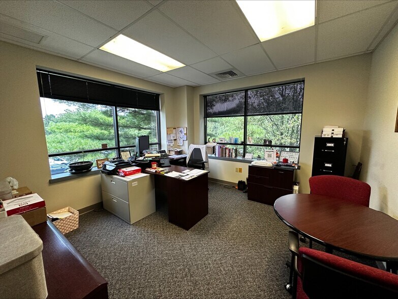 1850 William Penn Way, Lancaster, PA à louer - Photo de l’immeuble – Image 3 sur 4