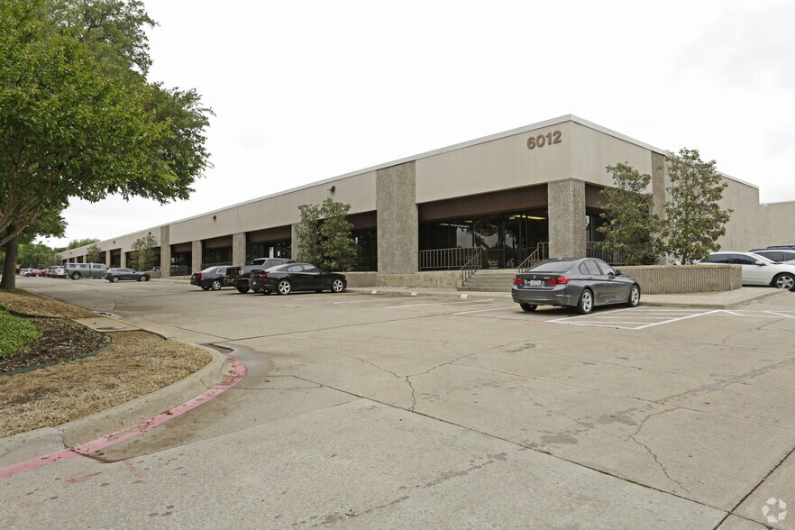 6012 Campus Circle Dr W, Irving, TX à louer - Photo de l’immeuble – Image 2 sur 7