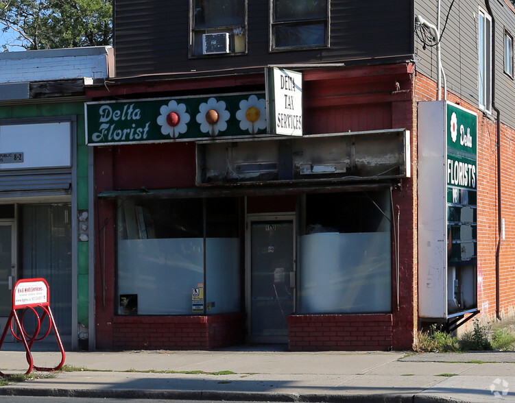 1115 Main St E, Hamilton, ON à louer - Photo de l’immeuble – Image 3 sur 5
