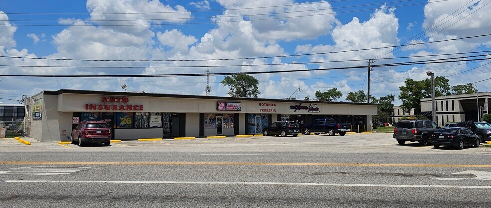 11204 Hempstead Rd, Houston, TX à louer - Photo de l’immeuble – Image 3 sur 8