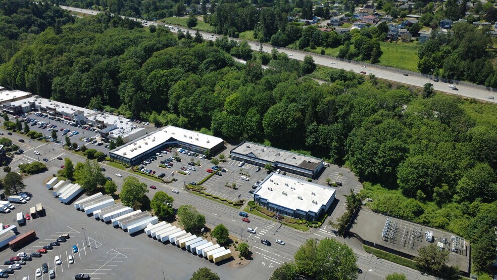 16901-16971 Southcenter Pky, Tukwila, WA à vendre - Photo principale – Image 1 sur 8
