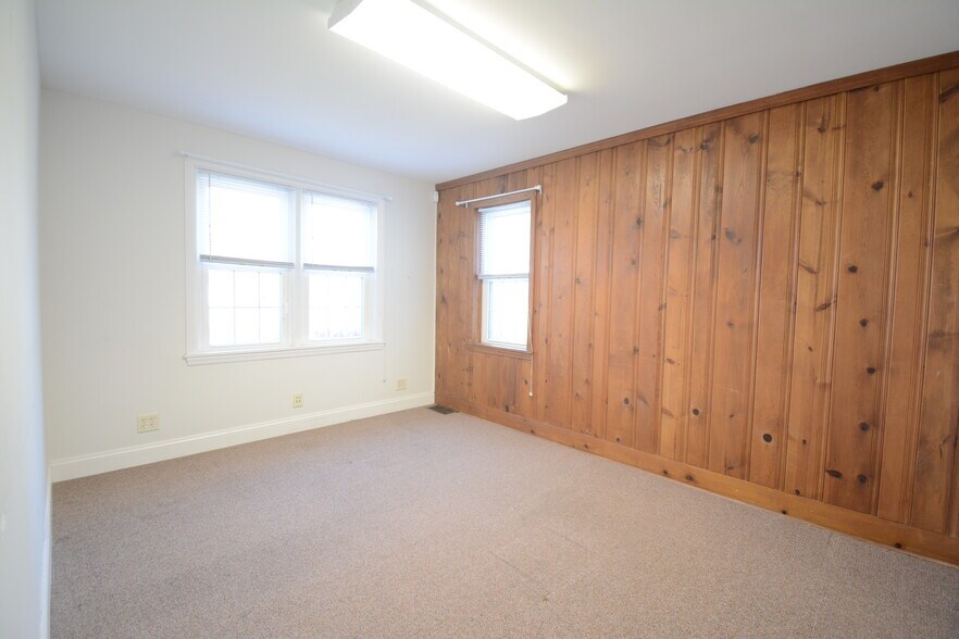 616 E Cypress St, Kennett Square, PA à vendre - Photo de l’immeuble – Image 2 sur 17