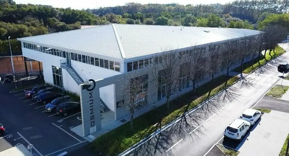 Local commercial dans Carbon-Blanc à louer Photo de l’immeuble– Image 1 sur 2