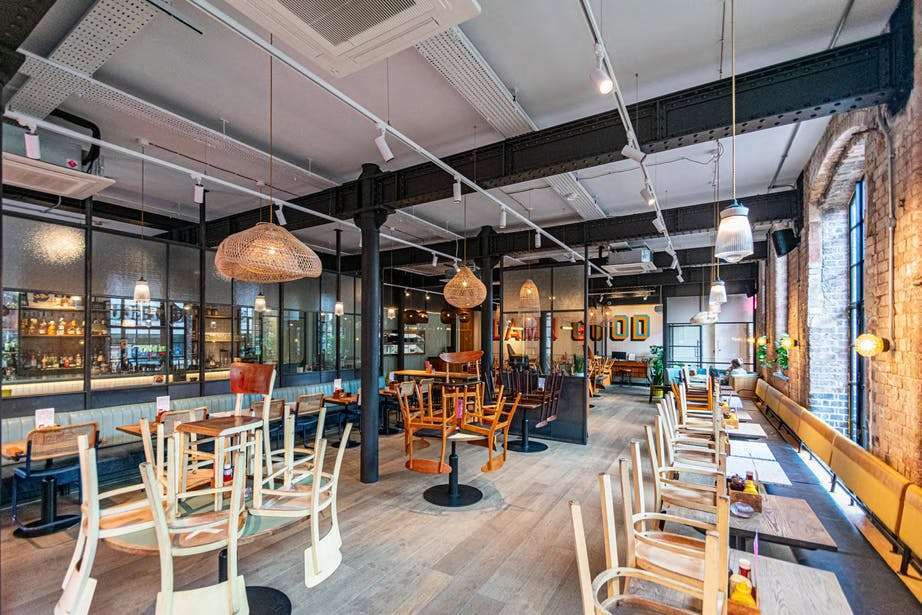 Brewery Sq, Dorchester, DOR DT1 1QR - Lot 1 - - Photo intérieure - Image 2 of 4