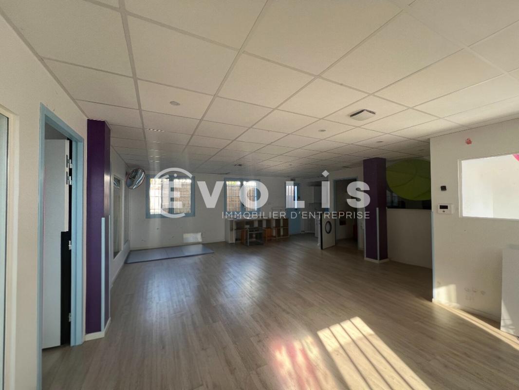 Bureau dans Wissous à louer Photo de l’immeuble– Image 1 sur 13