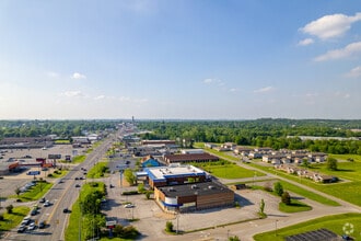 2626 Fort Campbell Blvd, Hopkinsville, KY - VUE AÉRIENNE  vue de carte - Image1