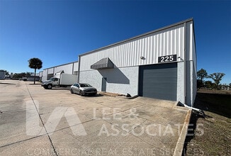 1200 Charles St, Longwood, FL à louer Photo intérieure– Image 1 sur 4