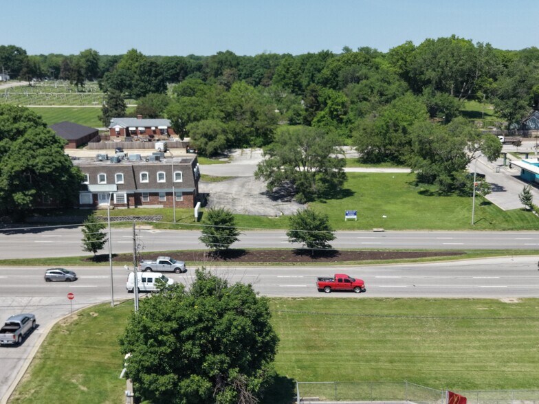 Land Portfolio portefeuille de 3 biens à vendre sur LoopNet.fr - Photo de l’immeuble – Image 1 sur 5