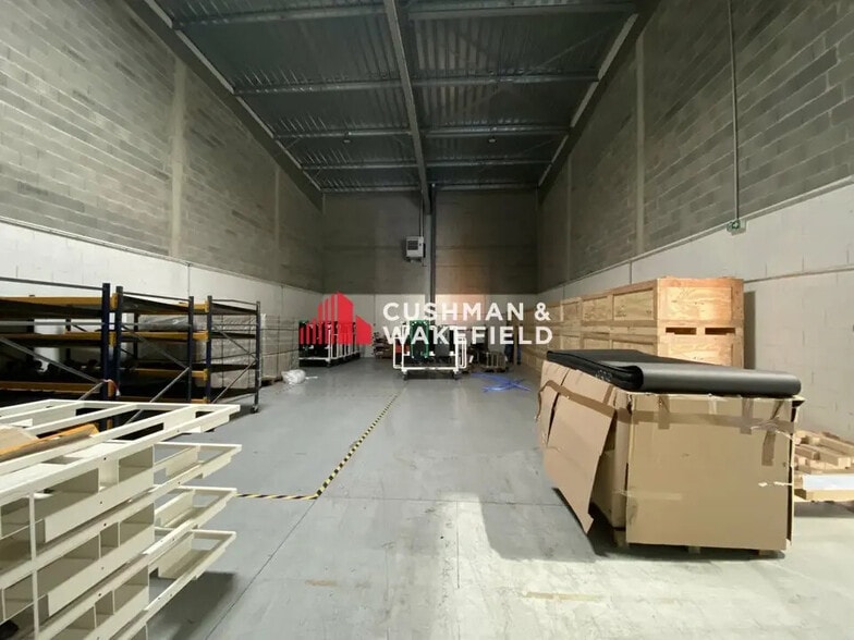 Local d’activités dans Colomiers à louer - Photo de l’immeuble – Image 2 sur 7