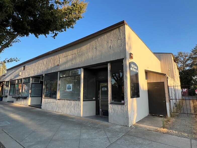 9078-9084 Elk Grove Blvd, Elk Grove, CA à vendre - Photo de l’immeuble – Image 3 sur 10