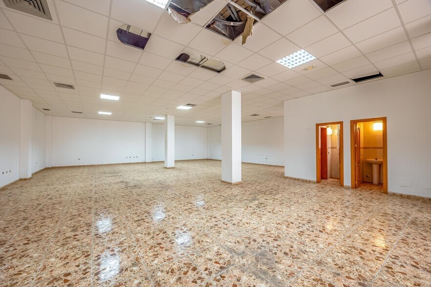 Calle de Felipe II, 20, Santa Lucía de Tirajana, Las Palmas à vendre - Photo de l’immeuble – Image 3 sur 21