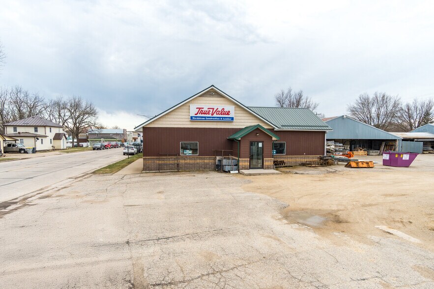 101 Tanner St, Melrose, WI à vendre - Photo de l’immeuble – Image 2 sur 34