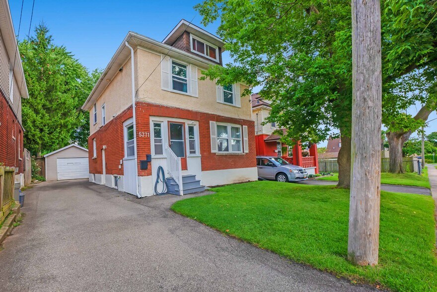 5371 Huron St, Niagara Falls, ON à vendre - Photo de l’immeuble – Image 3 sur 38