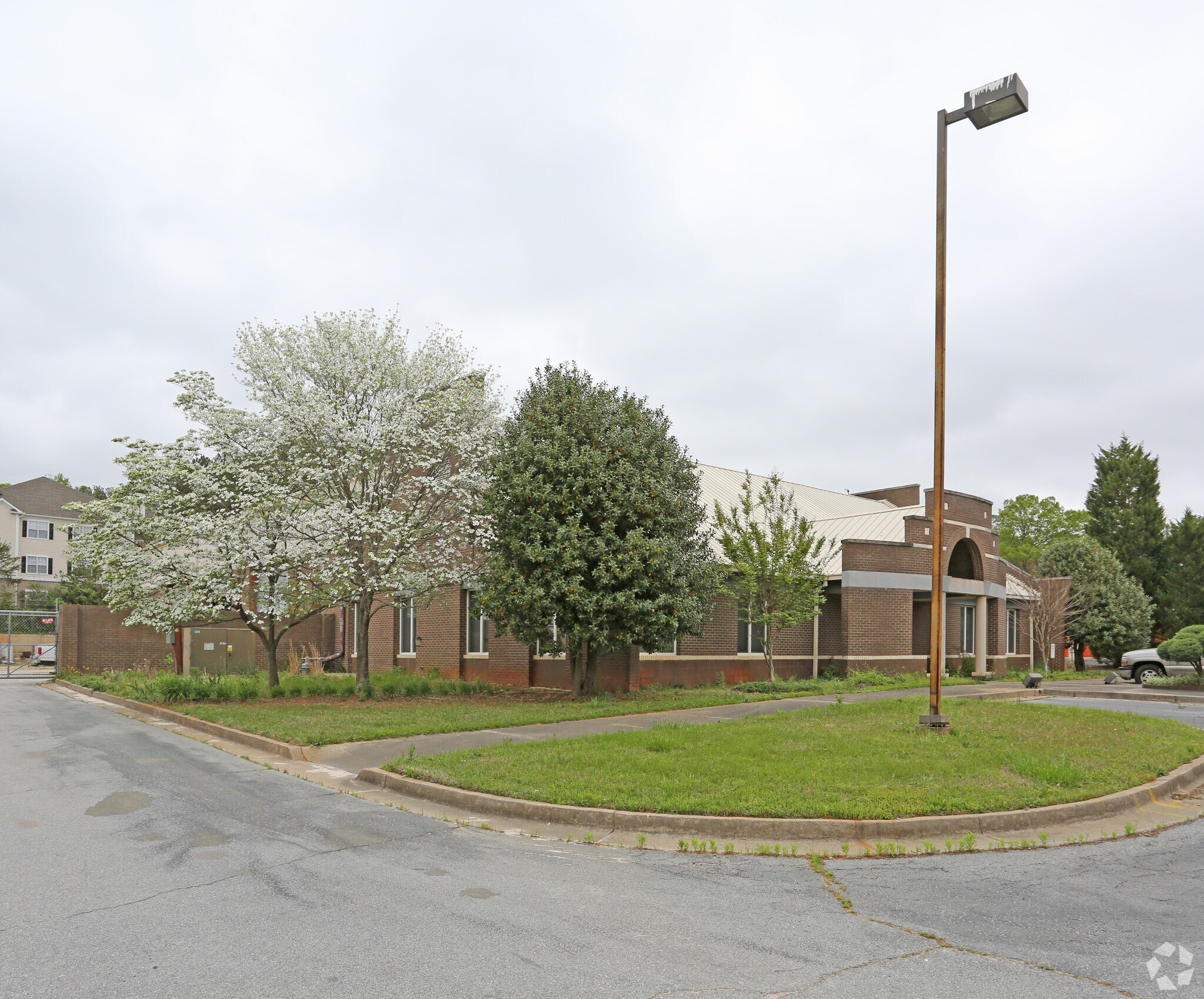 2920 N Decatur Rd, Decatur, GA à vendre Photo principale– Image 1 sur 9