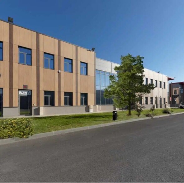 7/11 Allée Des Carrieres, Le Blanc-Mesnil à louer - Photo de l’immeuble – Image 2 sur 9