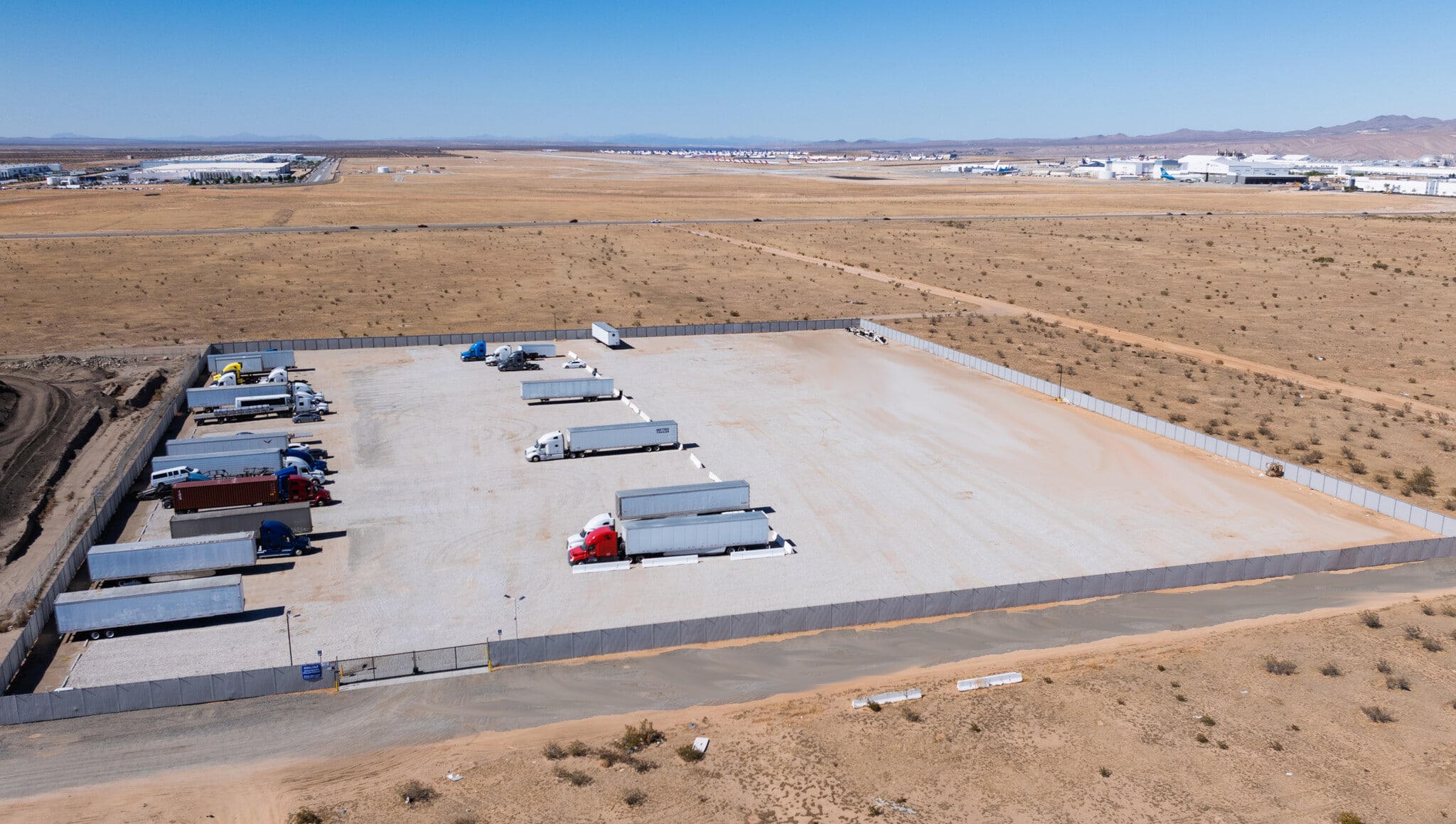 12450 Hibiscus Rd, Adelanto, CA à louer Aérien– Image 1 sur 9