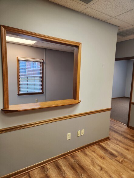3775 Vest Mill Rd, Winston-Salem, NC à louer - Photo de l’immeuble – Image 3 sur 6