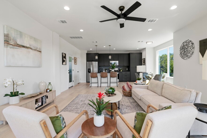 1167-1169 Bedford St, Austin, TX à vendre - Photo intérieure – Image 2 sur 39