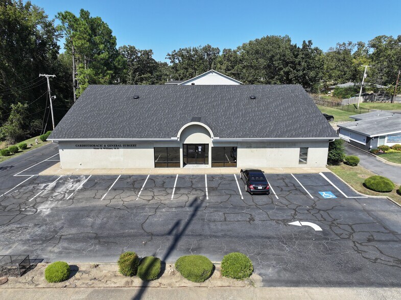 9712 W Markham St, Little Rock, AR à vendre - Photo de l’immeuble – Image 2 sur 29