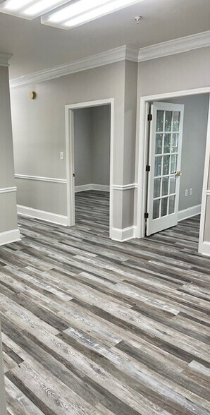 1290 Kennestone Cir, Marietta, GA à louer - Photo intérieure – Image 3 sur 10