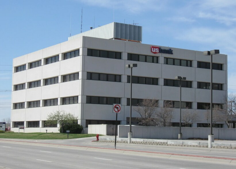 100 N 56th St, Lincoln, NE à louer - Photo principale – Image 1 sur 1