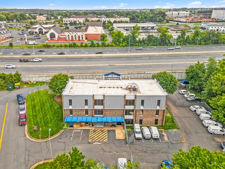 1301 Moran Rd, Sterling, VA à vendre - Photo principale – Image 1 sur 10