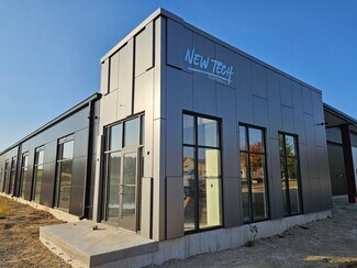 Plus de détails pour 645 Sandpiper Trl, Cottage Grove, WI - Industriel/Logistique à vendre
