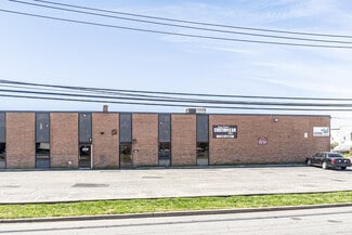 Plus de détails pour 194-204 N Fehr Way, Bay Shore, NY - Industriel/Logistique à louer