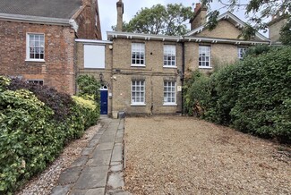 Plus de détails pour 28 St. Peters St, Bedford - Bureau à vendre