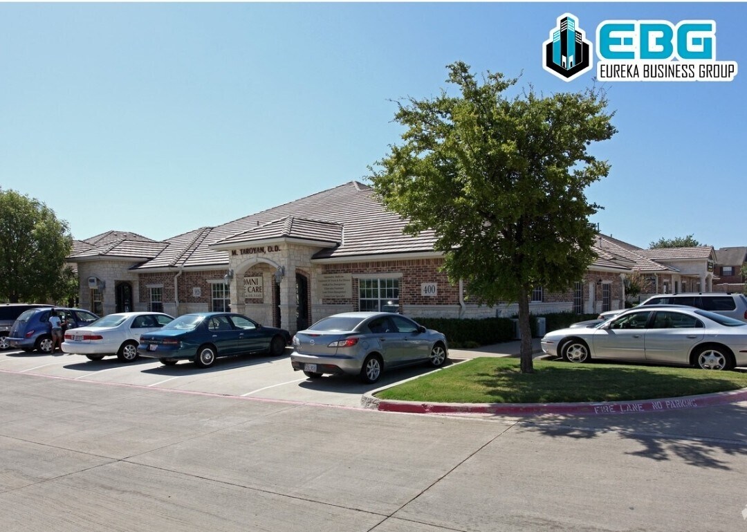 5926 W Parker Rd, Plano, TX à louer Photo de l’immeuble– Image 1 sur 6