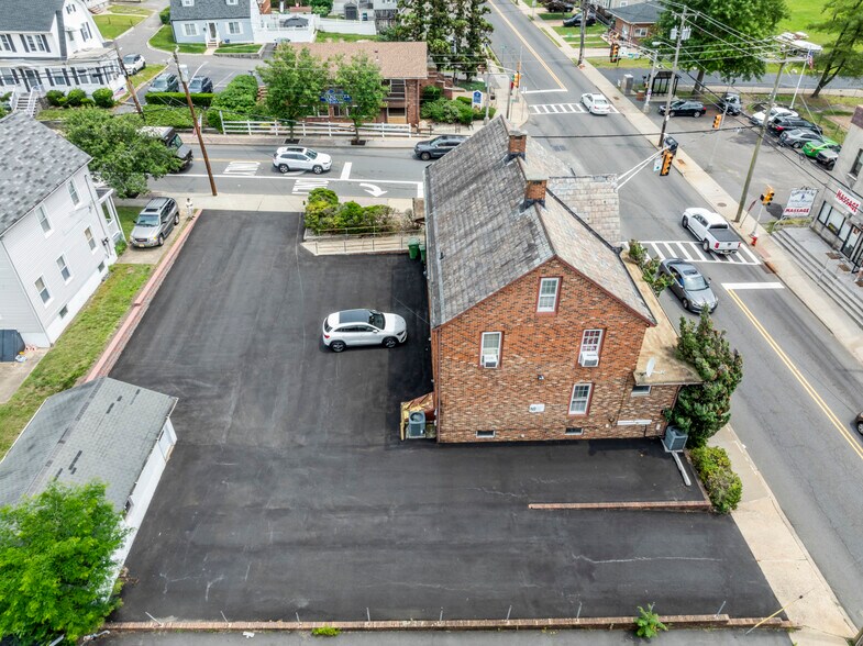 1 Main St, Sayreville, NJ à louer - Photo de l’immeuble – Image 2 sur 19