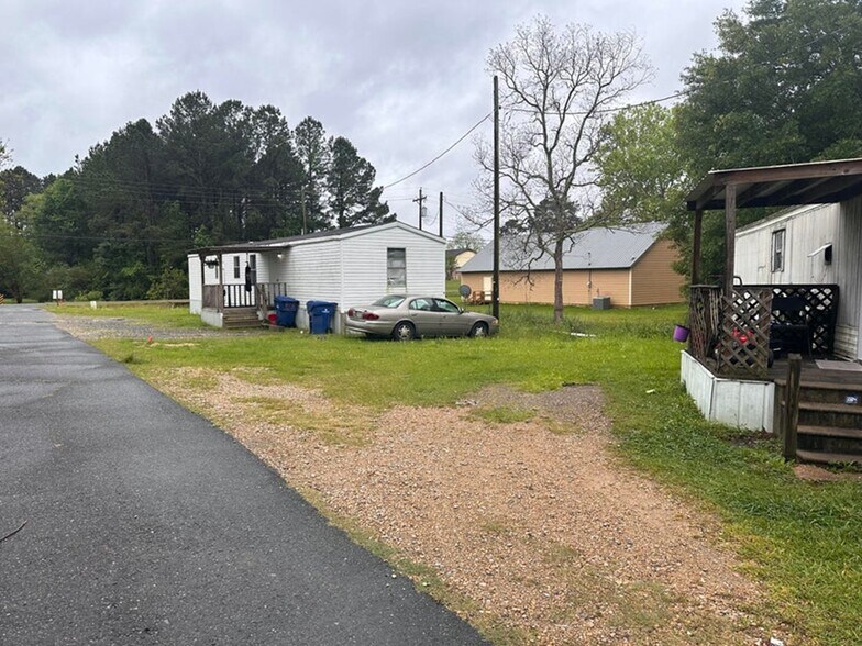 325 Vernon St, New Llano, LA à vendre - Photo de l’immeuble – Image 2 sur 21