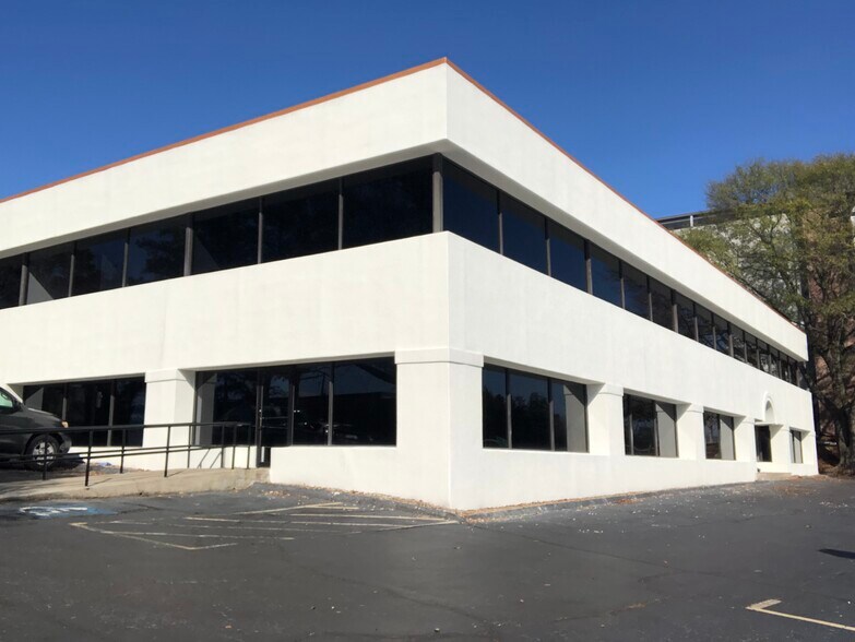 2707 Buford Hwy, Atlanta, GA à vendre - Photo de l’immeuble – Image 3 sur 40