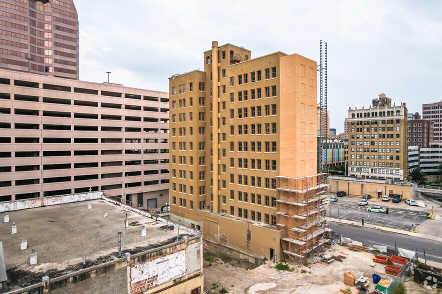 601 N Saint Marys St, San Antonio, TX à vendre - Photo de l’immeuble – Image 3 sur 10