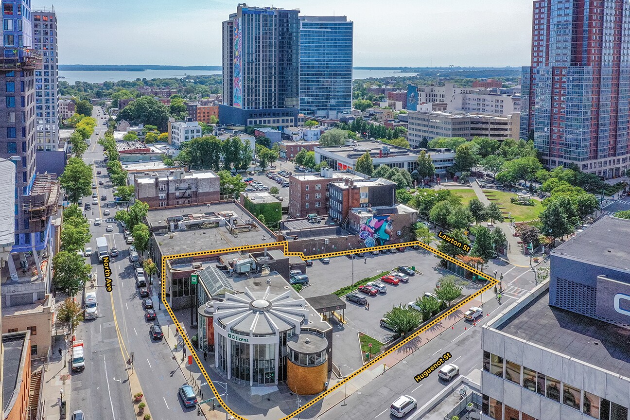 260 North Ave, New Rochelle, NY à vendre Photo principale– Image 1 sur 7