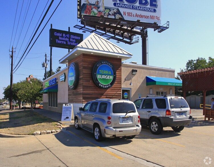 10611 Research Blvd, Austin, TX à louer - Photo principale – Image 1 sur 3