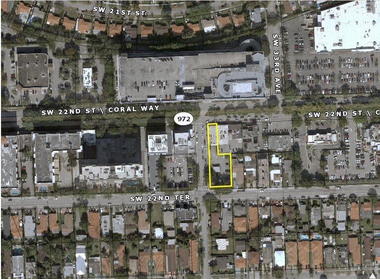 3398 Coral Way, Miami, FL à louer Photo principale– Image 1 sur 2