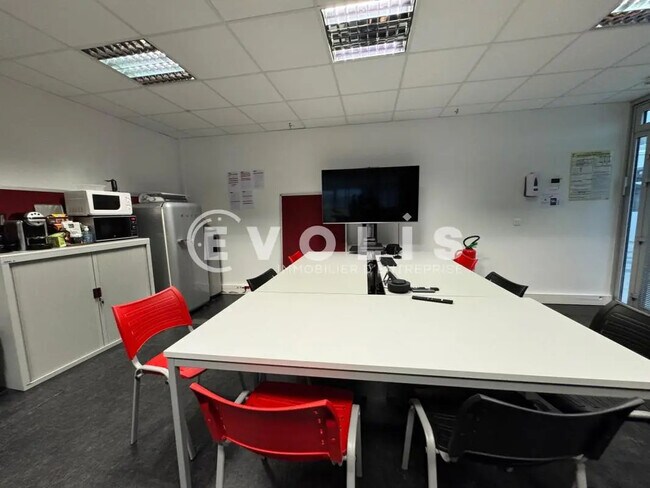 Plus de détails pour Bureau à louer