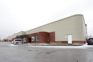 Plus de détails pour 244 Advance Blvd, Brampton, ON - Industriel/Logistique à louer